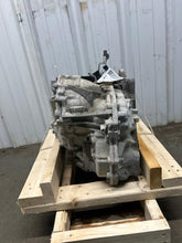 Load image into Gallery viewer, Transmission Nissan NV200 2017 - NW774324