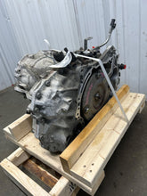 Load image into Gallery viewer, Transmission Nissan NV200 2017 - NW774324