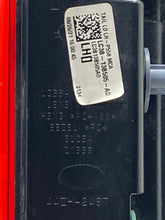 Load image into Gallery viewer, Tail Lamp Light FORD F250SD PICKUP 2022 - NW775707