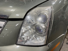 Load image into Gallery viewer, Headlight Lamp Assembly Cadillac STS 2005 - NW777550