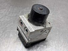 Load image into Gallery viewer, ABS Pump Ford Mustang 2007 - NW781080
