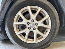 Load image into Gallery viewer, WHEEL RIM Cherokee 2014-2018 17x7 ALUM 17x7, 5 lug, 110mm - NW781355