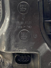 Load image into Gallery viewer, TAIL LIGHT LAMP ASSEMBLY Porsche Cayenne 03 04 05 06 Left - NW782479