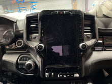 Load image into Gallery viewer, Radio DODGE 2500 PICKUP 2021 - NW783541