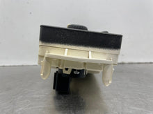 Load image into Gallery viewer, REAR TEMPERATURE CONTROLS Avalanche 1500 Avalanche 2500 Silverado 03-04 - NW784578