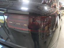 Load image into Gallery viewer, TAIL LIGHT LAMP ASSEMBLY Audi Q7 2017 17 2018 18 Right - NW794630
