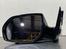 Load image into Gallery viewer, Side View Door Mirror Hyundai Santa Fe 2019 - NW795057