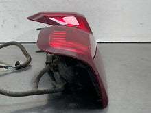 Load image into Gallery viewer, Tail Lamp Light SILVERADO 1500 PICKUP 2022 - NW795567