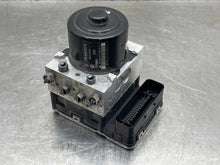 Load image into Gallery viewer, ABS Pump Volkswagen Touareg 2015 - NW796537