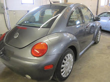Load image into Gallery viewer, TRUNK LID Beetle 2002 02 03 04 05 06 07 08 09 10 - 581367