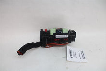 Load image into Gallery viewer, FUSE BOX Volkswagen Jetta Passat 10 11 12 13 14 15 - 1334624