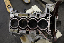 Load image into Gallery viewer, CYLINDER BLOCK BMW 320i 12 13 14 15 16 17 18 - 1340337