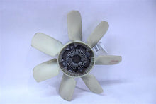 Load image into Gallery viewer, RADIATOR FAN ASSEMBLY Toyota Tundra 2006 06 - 1344668