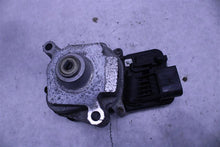 Load image into Gallery viewer, TRANSFER CASE ACTUATOR MOTOR 228I 320i 328D 328i 328I GT 335i 335i 10-17 - 1355676