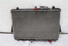 Load image into Gallery viewer, RADIATOR Toyota Highlander 08 09 10 11 12 13 - 1359342