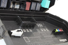 Load image into Gallery viewer, FUSE BOX Honda CR-V 2015 15 2016 16 - 1360002
