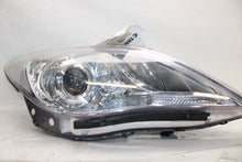 Load image into Gallery viewer, HEADLIGHT LAMP ASSEMBLY Hyundai Azera 12 13 14 15 16 17 Right - 1363627