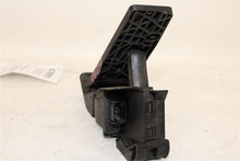 Load image into Gallery viewer, ELECTRONIC PEDAL ASSEMBLY BMW 320i 328D 328i 2015 15 - 1366749