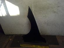 Load image into Gallery viewer, FRONT FENDER 320i 328D 328i 335i Active 3 12 13 14 15 16 Left - 1370586