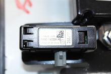 Load image into Gallery viewer, CD PLAYER Jaguar XF XFR XJ XJL 2016 16 2017 17 2018 18 - 1371865