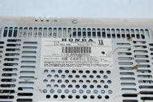 Load image into Gallery viewer, AM FM CD PLAYER Honda Pilot 2006 06 2007 07 2008 08 - 1374018