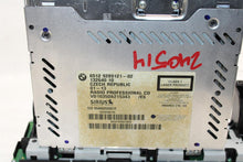 Load image into Gallery viewer, RADIO 128i 135i 323i 328i 335i M1 M3 X1 Z4 10-15 AM FM CD - 1377429
