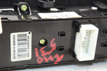 Load image into Gallery viewer, FRONT DOOR WINDOW SWITCH Hyundai Tucson 16 17 18 19 20 21 - 1378691