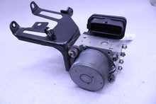 Load image into Gallery viewer, ABS ANTI-LOCK BRAKE PUMP Highlander 2017 17 2018 18 2019 19 - 1379846