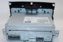 Load image into Gallery viewer, RADIO Honda CR-V 2015 15 2016 16 AM FM CD - 1380793