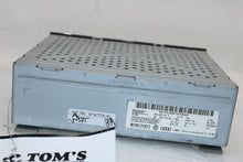 Load image into Gallery viewer, Radio Audi A6 S6 2005 05 2006 06 2007 07 2008 08 2009 09 - 1381791