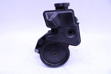 Load image into Gallery viewer, POWER STEERING PUMP Gl320 Gl350 Gl450 Gl550 ML320 ML350 ML450 06-12 - 1384958