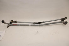 Load image into Gallery viewer, WINDSHIELD WIPER TRANSMISSION NV 1500 NV2500 NV3500 2012-2016 - 1386389