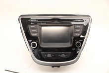 Load image into Gallery viewer, RADIO Hyundai Elantra 2014 14 2015 15 2016 16 - 1387050