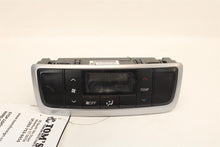 Load image into Gallery viewer, FRONT TEMPERATURE CONTROLS Highlander 14 15 16 17 18 19 - 1387344