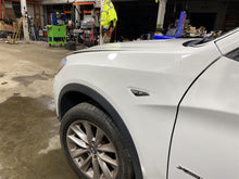 Load image into Gallery viewer, FRONT FENDER BMW X3 X4 11 12 13 14 15 16 17 18 Left - 1387792