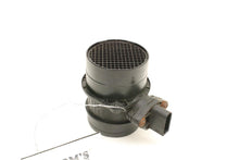 Load image into Gallery viewer, Mass Air Flow Sensor Meter MAF Eurovan Golf Golf Cabriolet Golf GTI 99-07 - 1388092