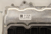 Load image into Gallery viewer, ECU ECM COMPUTER 550i 550i Gt 650i 750i 750il Alpina B7 X5 X6 14-17 - 1389976