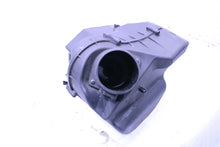 Load image into Gallery viewer, AIR CLEANER BOX Audi A8 2015 15 2016 16 2017 17 2018 18 - 1390943