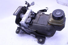 Load image into Gallery viewer, POWER STEERING PUMP Nissan Pathfinder 17 18 19 20 - 1392102