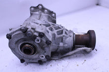 Load image into Gallery viewer, TRANSFER CASE Land Rover Evoque 14 15 16 17 18 19 - 1395553