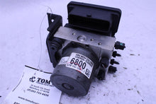 Load image into Gallery viewer, ABS ANTI-LOCK BRAKE PUMP Kia Sorento 2016 16 2017 17 - 1396539