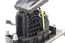 Load image into Gallery viewer, Floor Shifter Volkswagen Touareg 2013 - 1396928