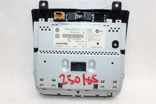 Load image into Gallery viewer, Info-Gps Screen Volkswagen Touareg 2013 - 1396942