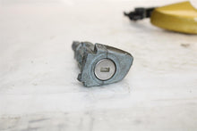 Load image into Gallery viewer, Exterior Door Handle Atlas Atlas CS 18 19 20 21 22 Left - 1397820