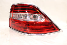 Load image into Gallery viewer, OUTER TAIL LIGHT LAMP ML350 ML450 ML550 ML63 12 13 Right - 1398444