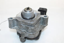 Load image into Gallery viewer, TRANSFER CASE ACTUATOR MOTOR 228I 320i 328D 328i 328I GT 335i 335i 10-17 - 1402706