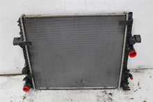 Load image into Gallery viewer, RADIATOR Jaguar Vanden Pl XF XFR XJ XJL XJR 10 11 12 13 14 15 - 1405513