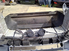 Load image into Gallery viewer, FRONT BUMPER Jaguar Vanden Pl XJ XJL XJR 10 11 12 13 14 - 1405532