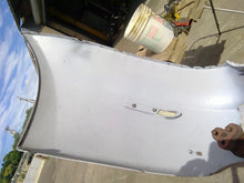 Load image into Gallery viewer, REAR BUMPER ASSEMBLY Vanden Pl XJ XJL XJR 10 11 12 13 14 - 1405559