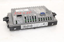 Load image into Gallery viewer, INFO-GPS SCREEN C250 C300 C350 C63 Gl350 Gl450 Gl550 GL63 AMG 12-16 - 1406603